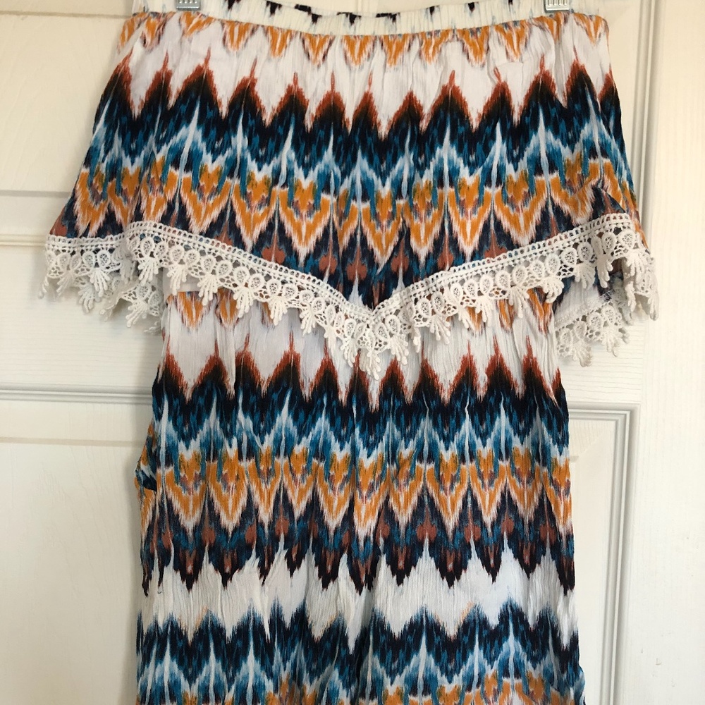 Sleeveless short romper